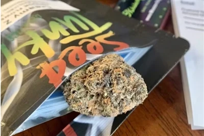 Zo bestel je online wietbezorging met Leafly